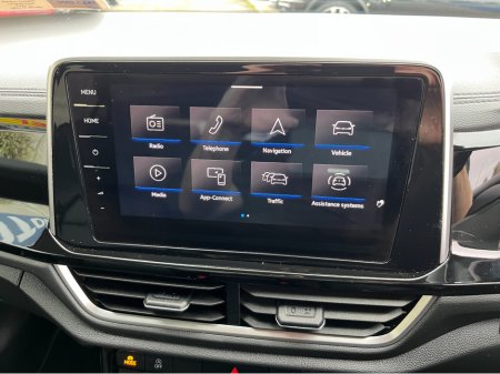 2024 Volkswagen T-Roc - photo 22