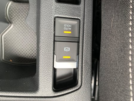 2023 Volkswagen T-Roc - photo 23