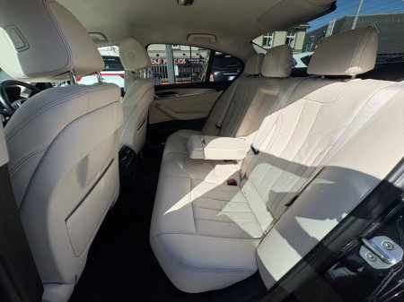 2018 BMW 5-Series - photo 24