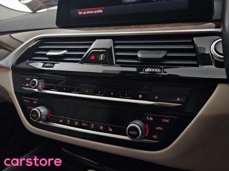 2020 BMW 5-Series - photo 21