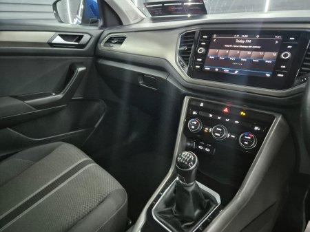 2021 Volkswagen T-Roc - photo 5