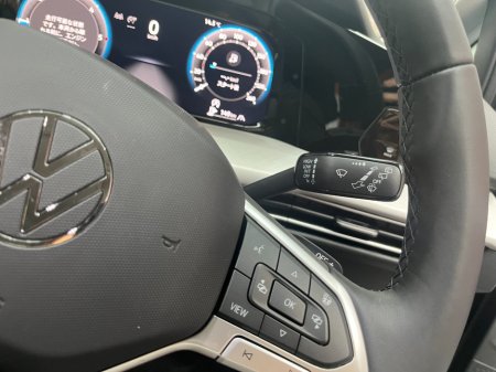 2025 Volkswagen Golf - photo 13