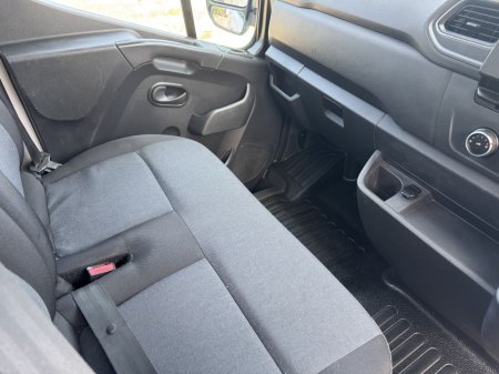 2021 Nissan NV400 - photo 14