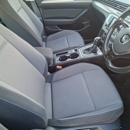 2017 Volkswagen Passat - photo 8