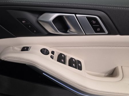 2021 BMW X5 - photo 23