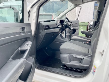 2023 Volkswagen Caddy - photo 23