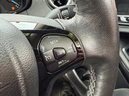 2018 Ford KA - photo 19