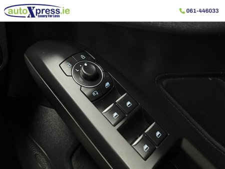2023 Ford Focus - photo 32
