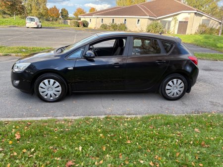 2011 Opel Astra - photo 6