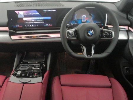 2026 BMW 5-Series - photo 5