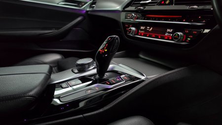 2017 BMW 5-Series - photo 38