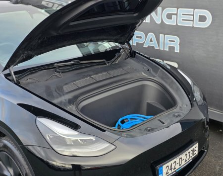 2024 Tesla Model Y - photo 25