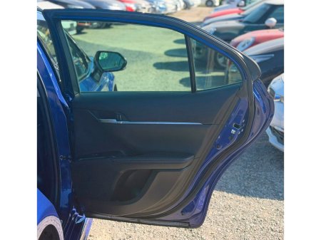 2019 Toyota Camry - photo 12