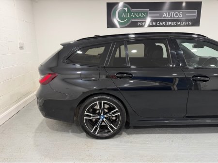 2022 BMW 3-Series - photo 22