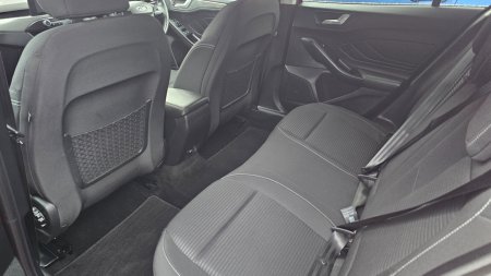 2020 Ford Focus - photo 13