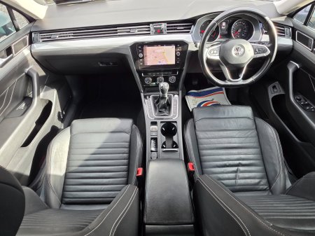 2020 Volkswagen Passat - photo 13