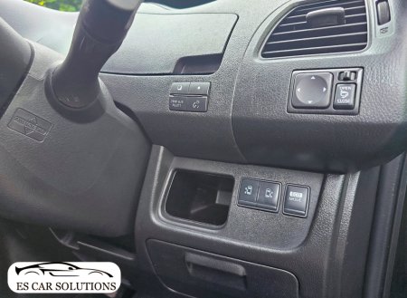 2012 Nissan Serena - photo 12