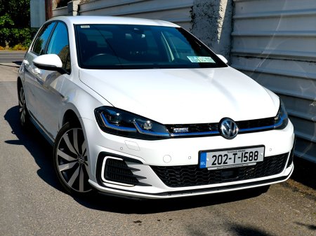 2020 Volkswagen Golf - photo 7