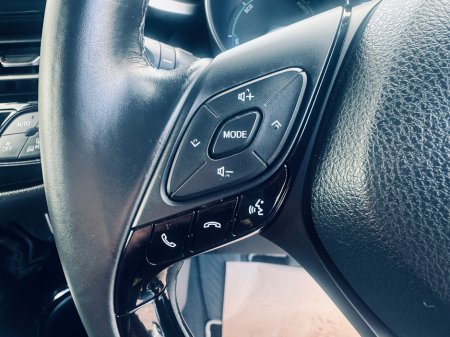 2019 Toyota C-HR - photo 23