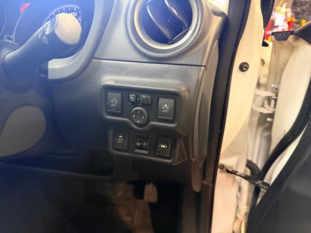 2016 Nissan Note - photo 26