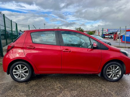 2016 Toyota Yaris - photo 9