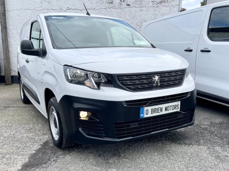 2023 Peugeot Partner