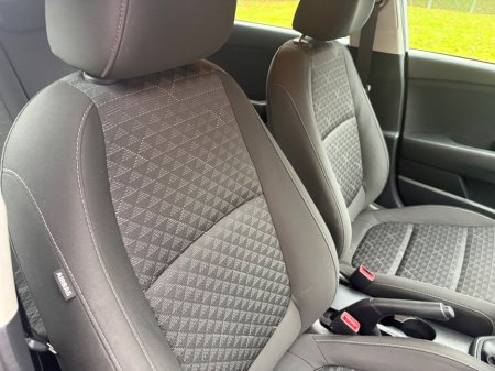 2021 Kia Rio - photo 15