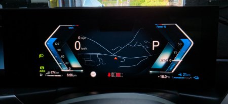 2024 BMW 3-Series - photo 24