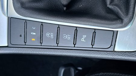 2011 Volkswagen Passat - photo 12