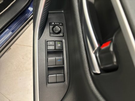 2020 Toyota RAV4 - photo 12