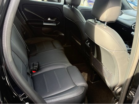 2022 Mercedes-Benz GLA - photo 12