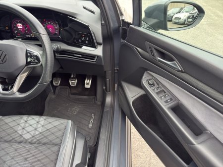 2023 Volkswagen Golf - photo 18