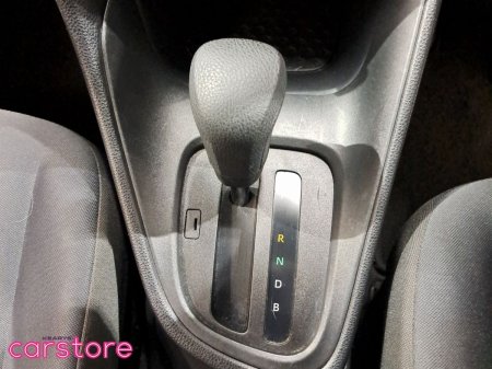 2022 Toyota Yaris - photo 16