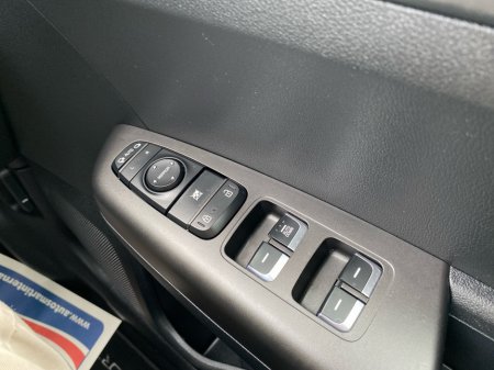 2020 Kia Sportage - photo 21