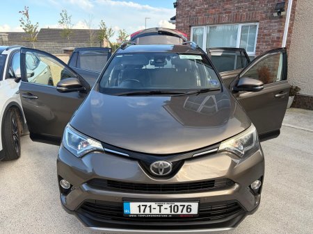 2017 Toyota RAV4 - photo 15