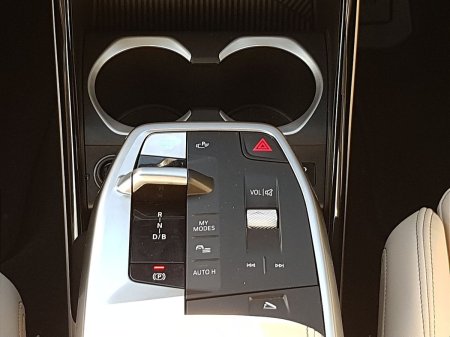 2025 BMW iX2 - photo 10