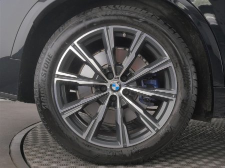 2025 BMW X5 - photo 14
