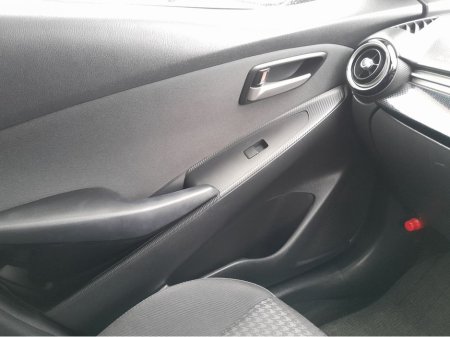 2018 Mazda Demio - photo 18