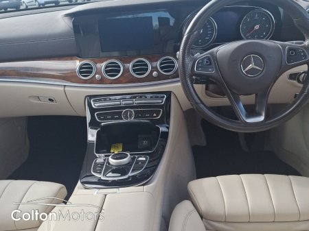 2018 Mercedes-Benz E-Class - photo 9