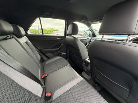 2021 Volkswagen T-Roc - photo 25