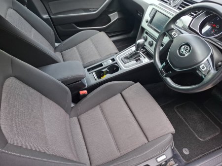 2017 Volkswagen Passat - photo 5