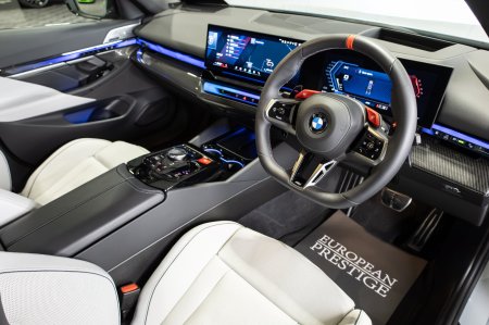 2026 BMW M5 - photo 8