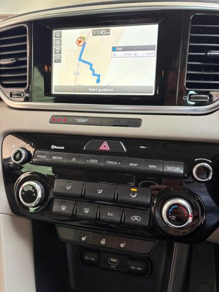 2020 Kia Sportage - photo 8