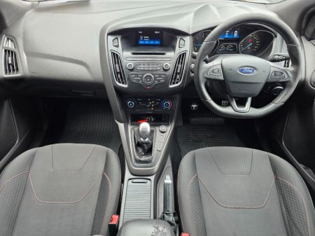 2017 Ford Focus - photo 12
