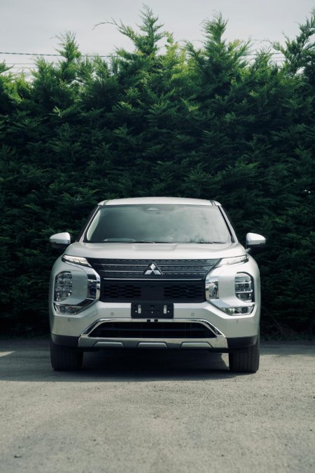 2022 Mitsubishi Outlander - photo 3