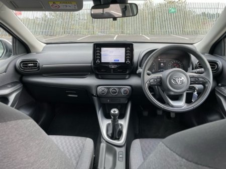 2023 Toyota Yaris - photo 6