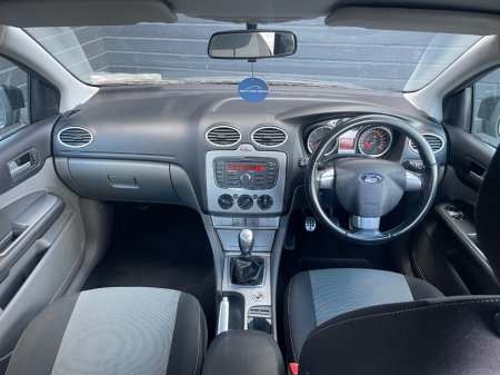2011 Ford Focus - photo 7