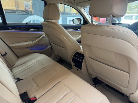 2018 BMW 5-Series - photo 16