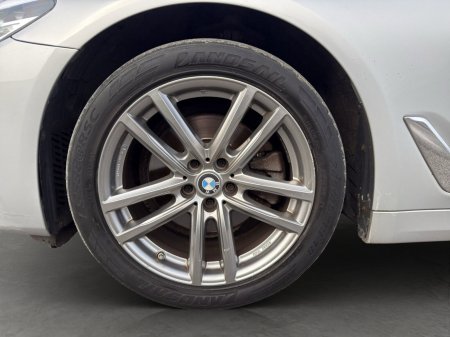 2018 BMW 5-Series - photo 21