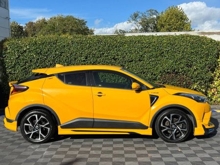 2017 Toyota C-HR - photo 2